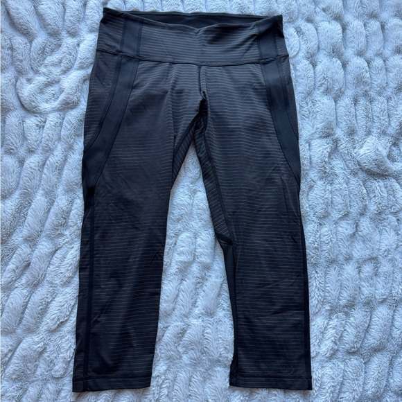 lululemon athletica Pants - Lululemon Black Stripped Leggings Mesh Cutouts Size 10